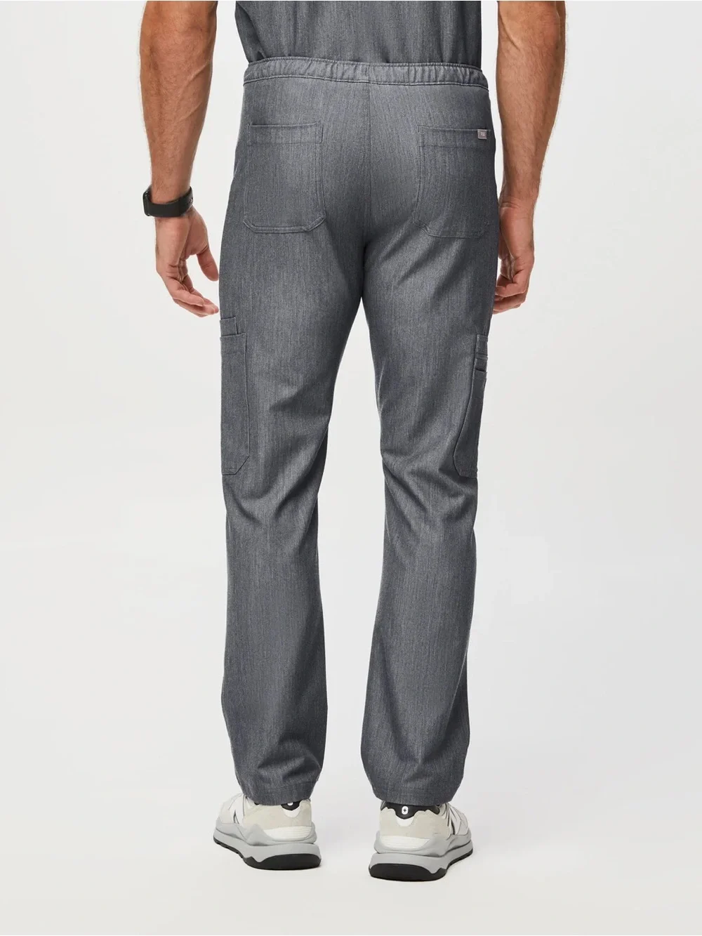 FIGS Men’s Graphite Gray Cairo Cargo Straight-Leg Scrub Pants Size XL
